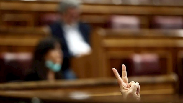 ep un diputado marca votacion en el pleno del congreso