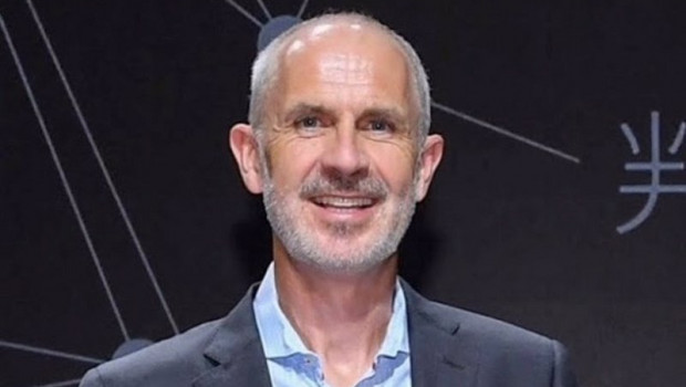 ep volvo cars nombra consejero delegado y presidente a jim rowan en sustitucion de hakan samuelsson