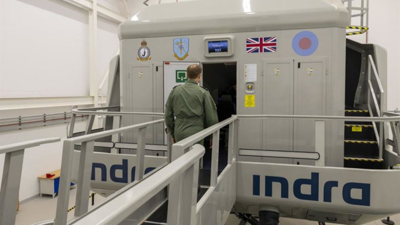 ep archivo   8 sqn naming ceremony unveiled by air vice marshal mark jackson