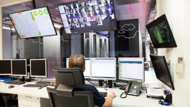 ep archivo   control data center