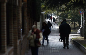 ep archivo   gente paseando paseo caminando andando