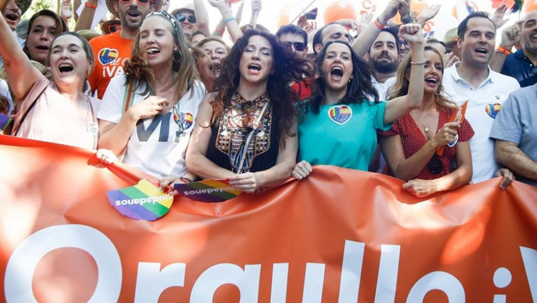 Arrimadas, Aguado y otros miembros de Cs en el Orgullo de Madrid | RICARDO RUBIO / EUROPA PRESS ep arrimadas aguadootros miembroscsorgullomadrid