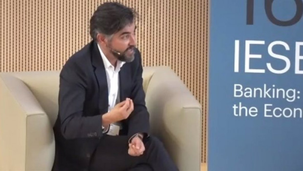 ep el consejero delegado de ing en espana y portugal ignacio julia durante el 16 encuentro del