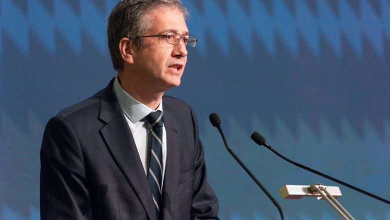 ep el gobernador del banco de espana pablo hernandez de cos modera el debate de la covid 19 a la ep el gobernador del banco de espana pablo hernandez de cos modera el debate de la covid 19 a la