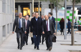 ep el magnate ruso mikhal fridman centro a su llegada a la audiencia nacional