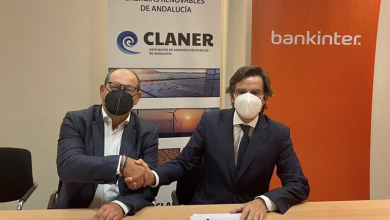 El presidente de Claner, Alfonso Vargas, y el subdirector general de Bankinter y director de Organización en Andalucía, Juan Carlos Barbero | CLANER ep el presidente de claner alfonso vargas y el subdirector general de bankinter y director de