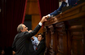 ep el presidente de la generalitat de catalunya quim torra saluda al presidente de parlament roger