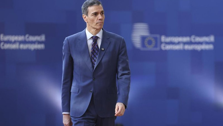 El presidente del Gobierno, Pedro Sánchez, a su llegada a la cumbre del Consejo Europeo que se celebra este jueves en Bruselas (Bélgica). | FREDERIC GARRIDO-RAMIREZ ep el presidente del gobierno pedro sanchez a su llegada a la cumbre del consejo europeo que se