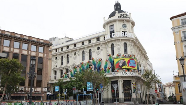 ep fachada del teatro calderon en la plaza de jacinto benavente en madrid