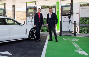 ep iberdrola inaugura en elche el mayor hub de recarga ultrarrapida para vehiculos electricos del