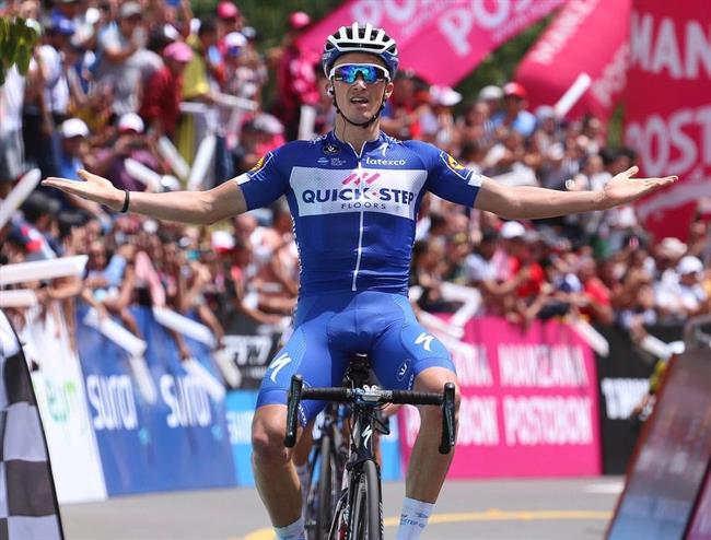 Julian Alaphilippe (Quick-Step) gana la etapa | QUICK-STEP CYCLING ep julian alaphilippe quick-step ganaetapa