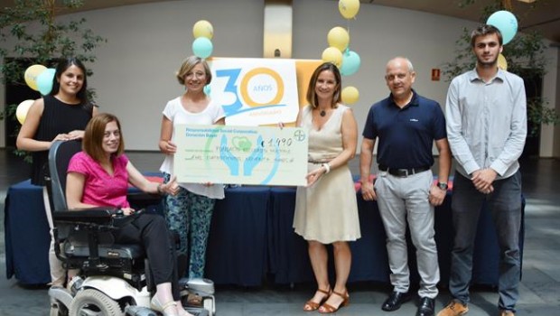 ep mercadillobayermercadillo solidario mojatela esclerosis multiple