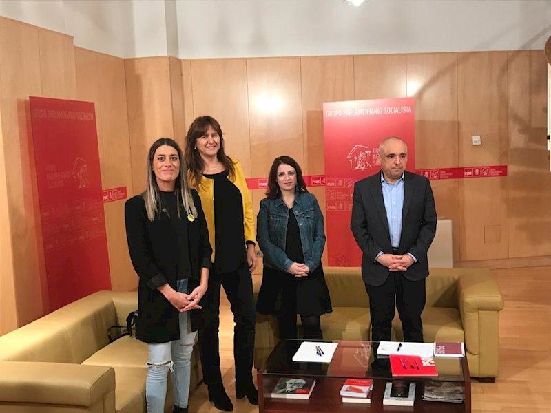 ep miriam nogueras y laura borrs de junts reunidas con adriana lastra y rafael simancas del psoe ep miriam nogueras y laura borrs de junts reunidas con adriana lastra y rafael simancas del psoe