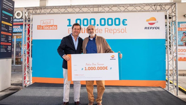ep repsol premia con un millon de euros a un vecino de leon por repostar con waylet en sus