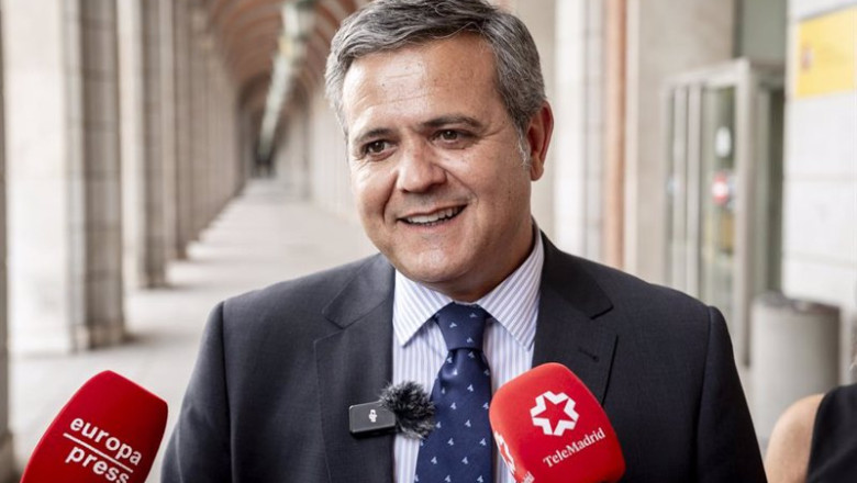 ep archivo el consejero de vivienda de la comunidad de madrid jorge rodrigo dominguez atiende a ep archivo el consejero de vivienda de la comunidad de madrid jorge rodrigo dominguez atiende a