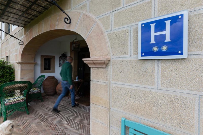 Las pernoctaciones en hoteles aumentan un 0,9% en agosto pese a subir un 5,8% los precios