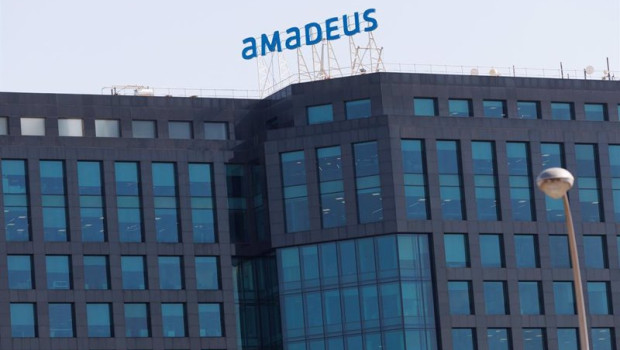 ep archivo   fachada de la sede de amadeus en el edificio herre en madrid espana