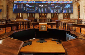 ep archivo paneles del ibex 35 en el palacio de la bolsa a 24 de julio de 2023 en madrid espana ep archivo paneles del ibex 35 en el palacio de la bolsa a 24 de julio de 2023 en madrid espana