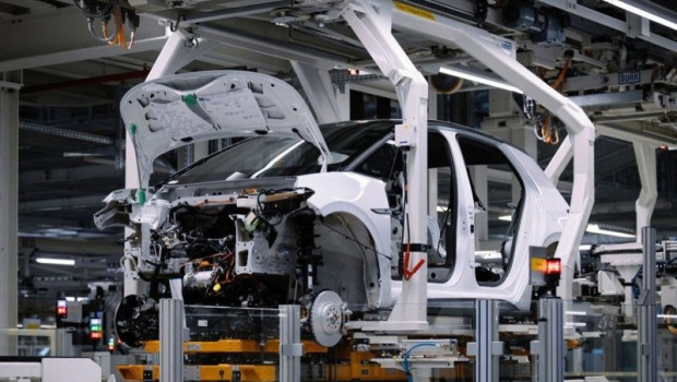 ep archivo   produccion de un vehiculo de la marca alemana volkswagen