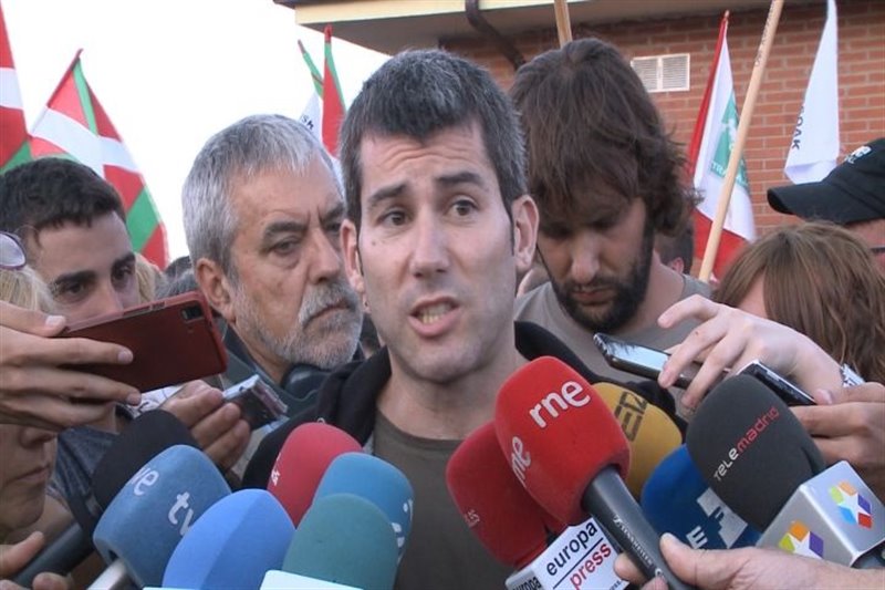 ep arkaitz rodriguez en una acto anterior