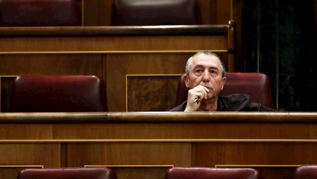 ep el diputado de compromis joan baldovi durante el pleno celebrado el pasado miercoles en el