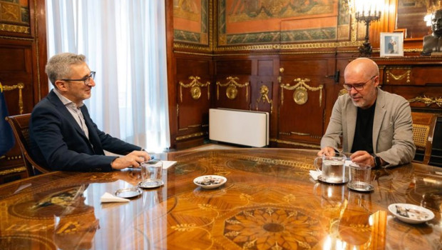 ep el ministro de hacienda arcadi espana junto al secretario general de ccoo unai sordo