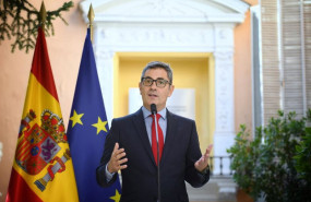 ep el ministro de la presidencia justicia y relaciones con las cortes felix bolanos atiende a los