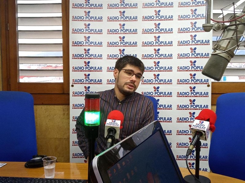 ep el secretario general de podemos euskadi lander martinez en una entrevista en radio popular