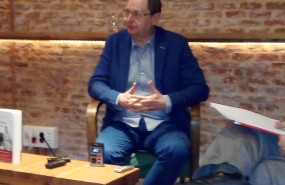 ep escritor fernando marias