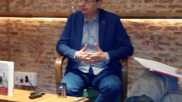 ep escritor fernando marias