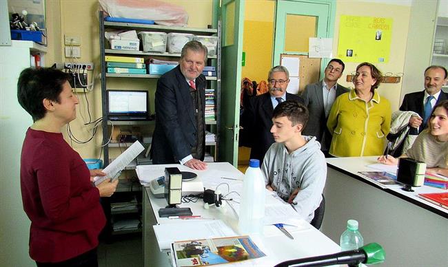 Íñigo Méndez de Vigo visita el Liceo Español en Roma | MECD ep inigo mendezvigo visitaliceo espanolroma