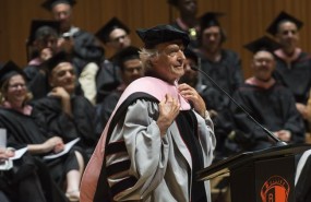 ep john mclaughlin recibereconocimiento doctor honoris causa