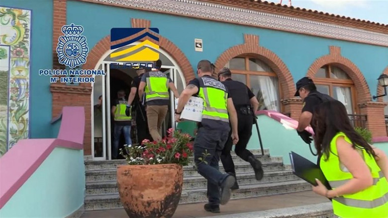 La Policía Nacional desmantela una red criminal dedicada al tráfico de seres humanos y a la sustracción de menores de los centros de protección | MINISTERIO DEL INTERIOR ep la policia nacional desmantela una red criminal dedicada al trafico de seres humanos y a la