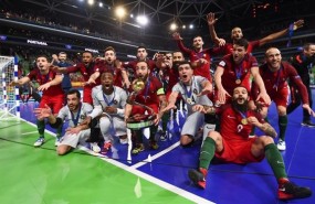 ep la portugalricardinho celebraeurocopafutbol sala