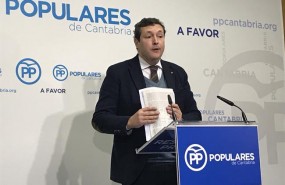 ep portavozppcantabria inigo fernandez en ruedaprensa