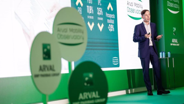 ep solo un 9 de los usuarios de coche electrico volveria a uno de combustion segun el arval mobility