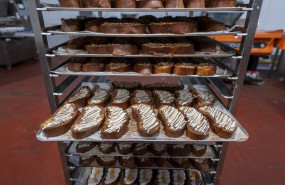 ep torrijas elaboradas en el obrador de la pasteleria la hermosita