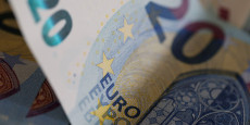 la contraction se poursuit dans la zone euro l horizon s assombrit selon l indice pmi 