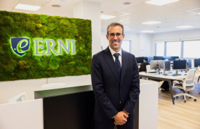 albert alsina en las oficinas de erni madrid albert alsina en las oficinas de erni madrid