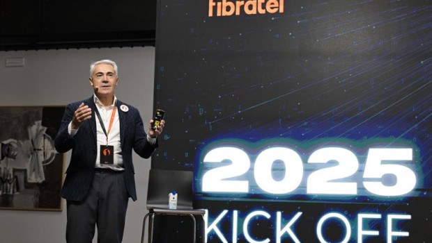 ep archivo   el ceo de fibratel carlos sanz
