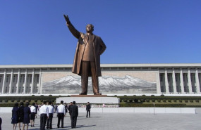 ep archivo   estatua de kim il sung en corea del norte