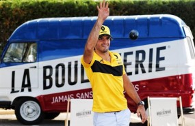 ep carlos sainz eneventola escuderia renault