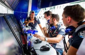 ep carlos sainz malasia toro rosso