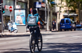 ep deliveroo y los riders firman un acuerdo para incrementar la seguridad