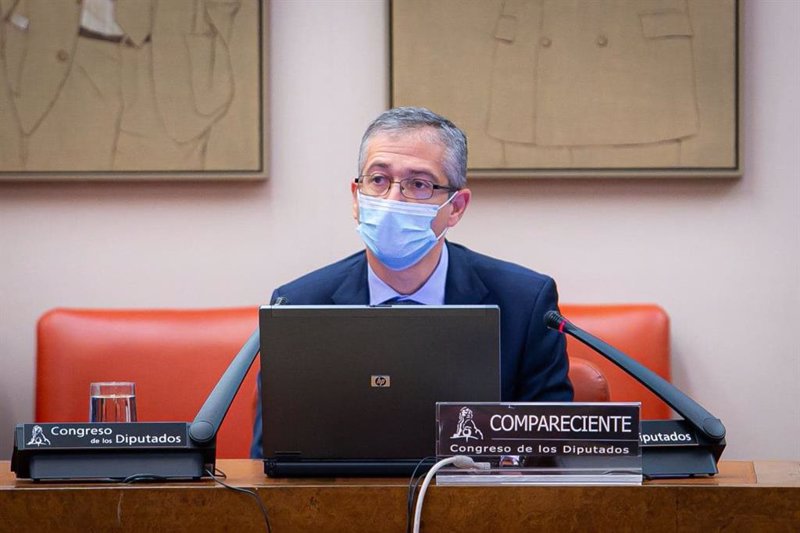 De Cos plantea subir a ocho años el mandato del gobernador del Banco de España