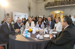ep el presidente de hispasat pedro duque en el centro participa en una jornada de caixabank en