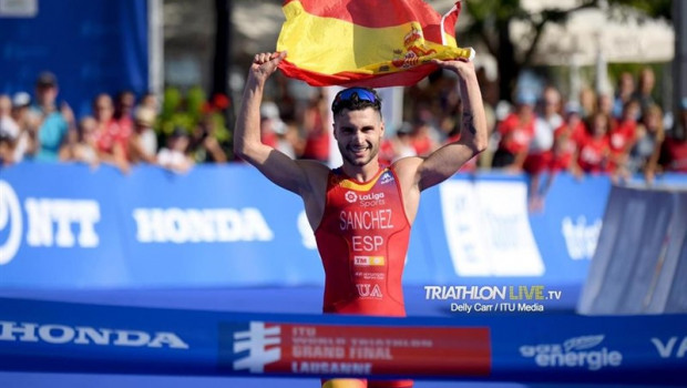 ep el triatleta espanol roberto sanchez