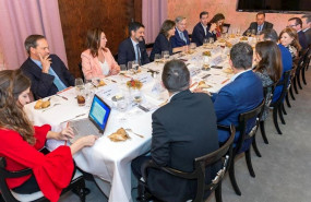 ep encuentro de computing con algunos de los principales directivos del sector tecnologico