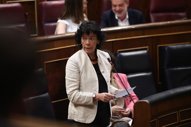 Isabel Celaá, ministra de Educación, en la sesión de control | EUROPA PRESS ep isabel celaa ministraeducacion ensesioncontrol
