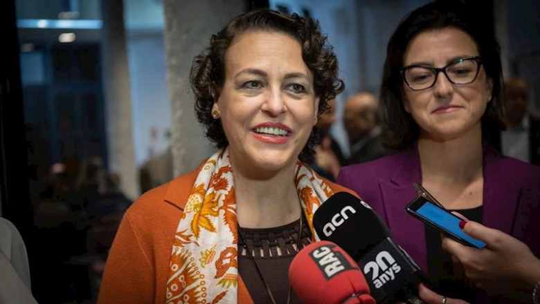 ep la ministra de empleo migraciones y seguridad social magdalena valerio participa en un coloquio